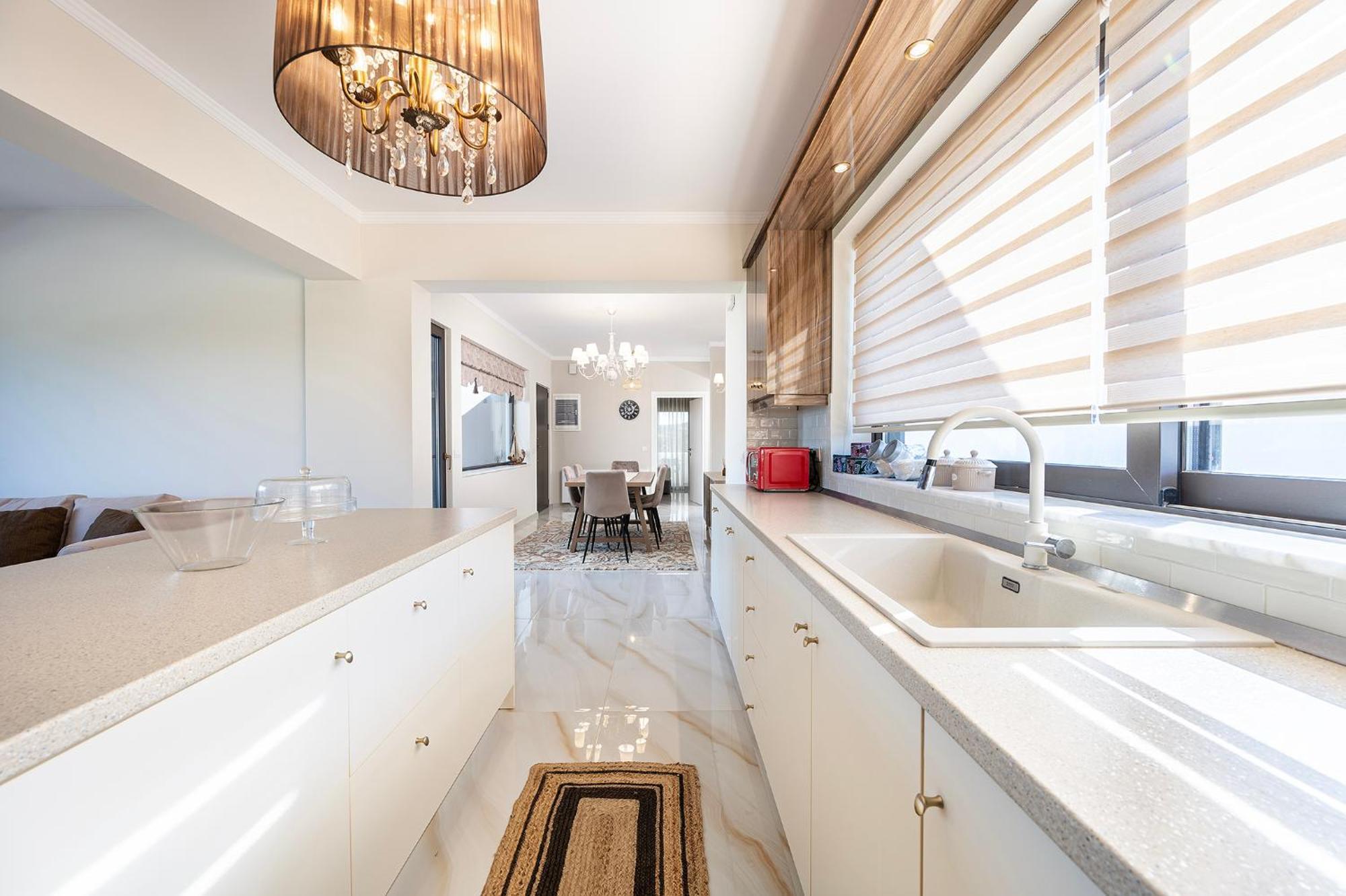 Olive Haven-3br-private Parking-balcony *