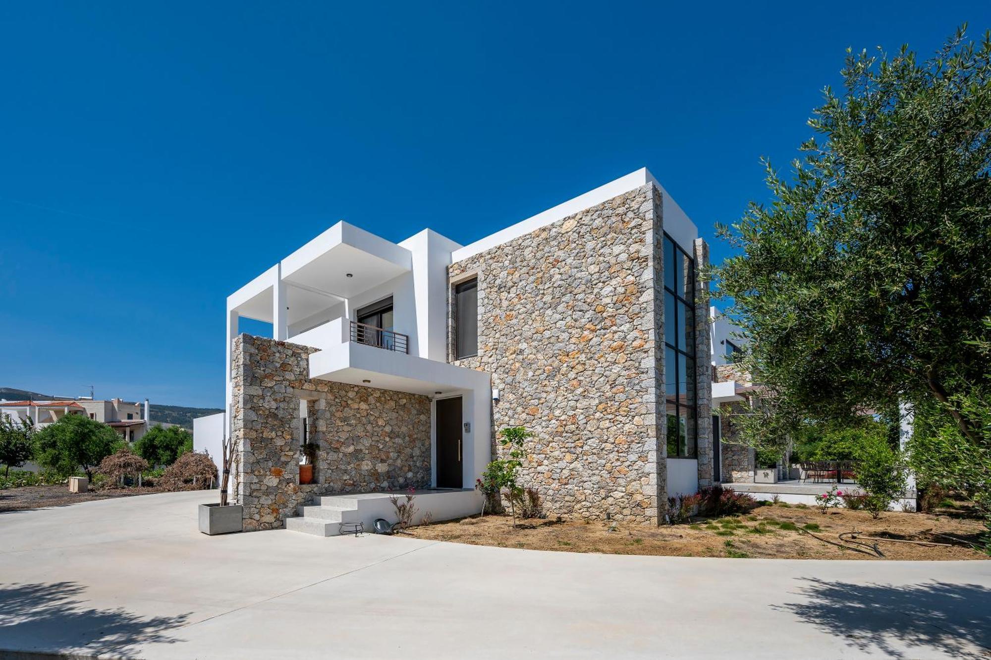 Olive Haven-3br-private Parking-balcony